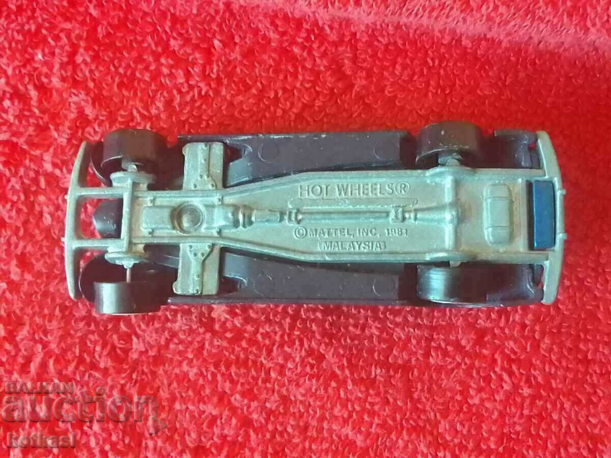 Old metal car model MALAYSIA 1981 HOT WHEELS - 6 Old metal car model MALAYSIA 1981 HOT WHEELS - 6