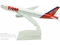 Μοντέλο αεροπλάνου Boeing 777 μοντέλο μεταλλικό αεροσκάφος TAM αεροδρόμιο