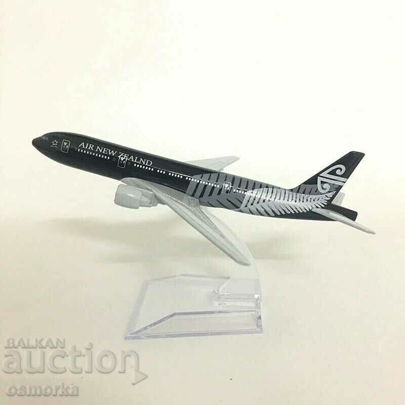 Boeing 777 airplane model model metal airliner Air New Zealand