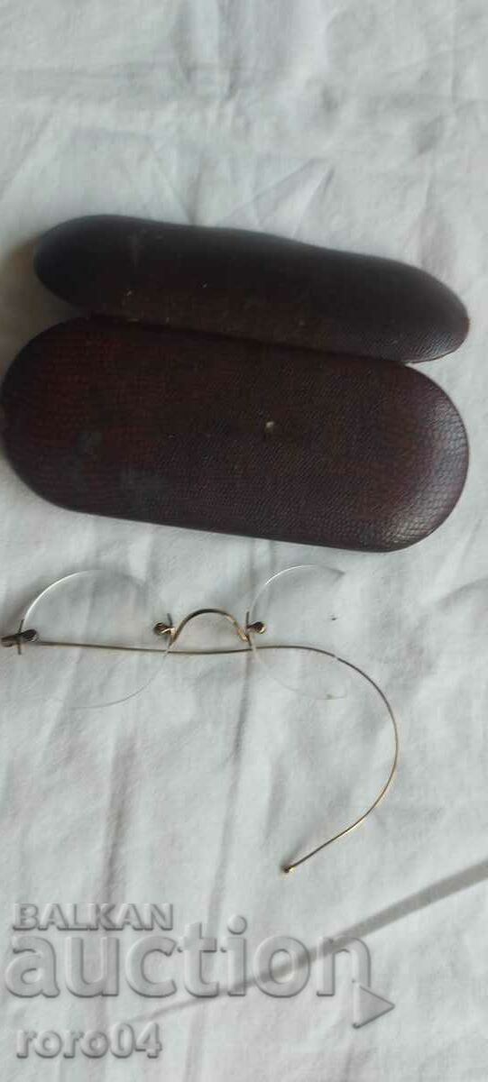 GLASSES - CASE - JOHN LENNON - 7