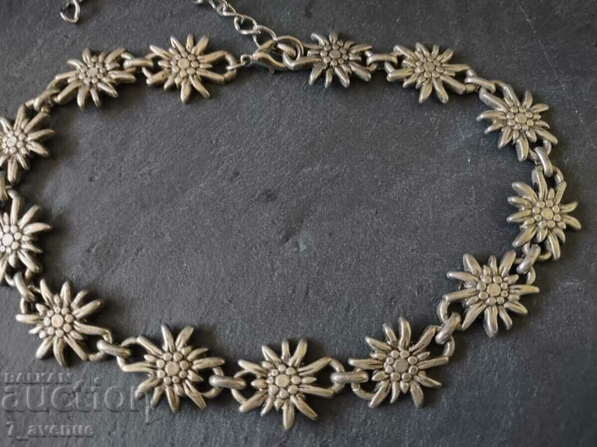 Delivery of Necklace necklace, Edelweiss necklace, ethnic, costume, 27.03.24 Delivery of Necklace necklace, Edelweiss necklace, ethnic, costume, 27.03.24