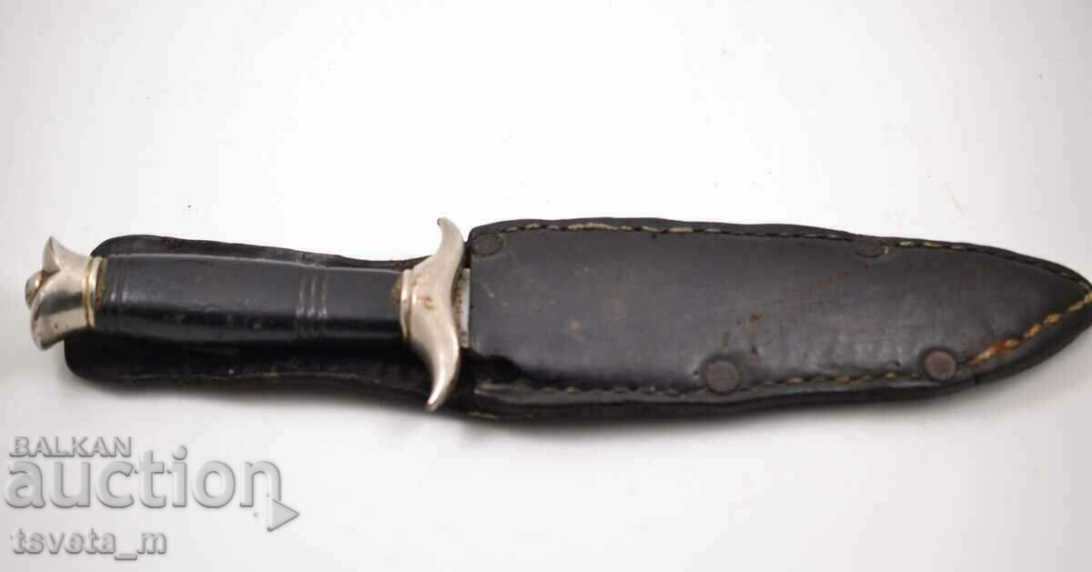 Старинен нож с кожена кания