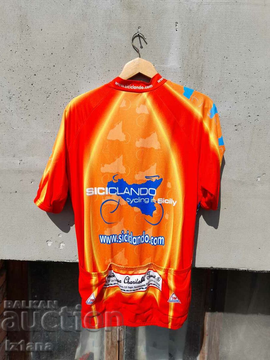 Delivery of Old cycling jersey Delivery of Old cycling jersey