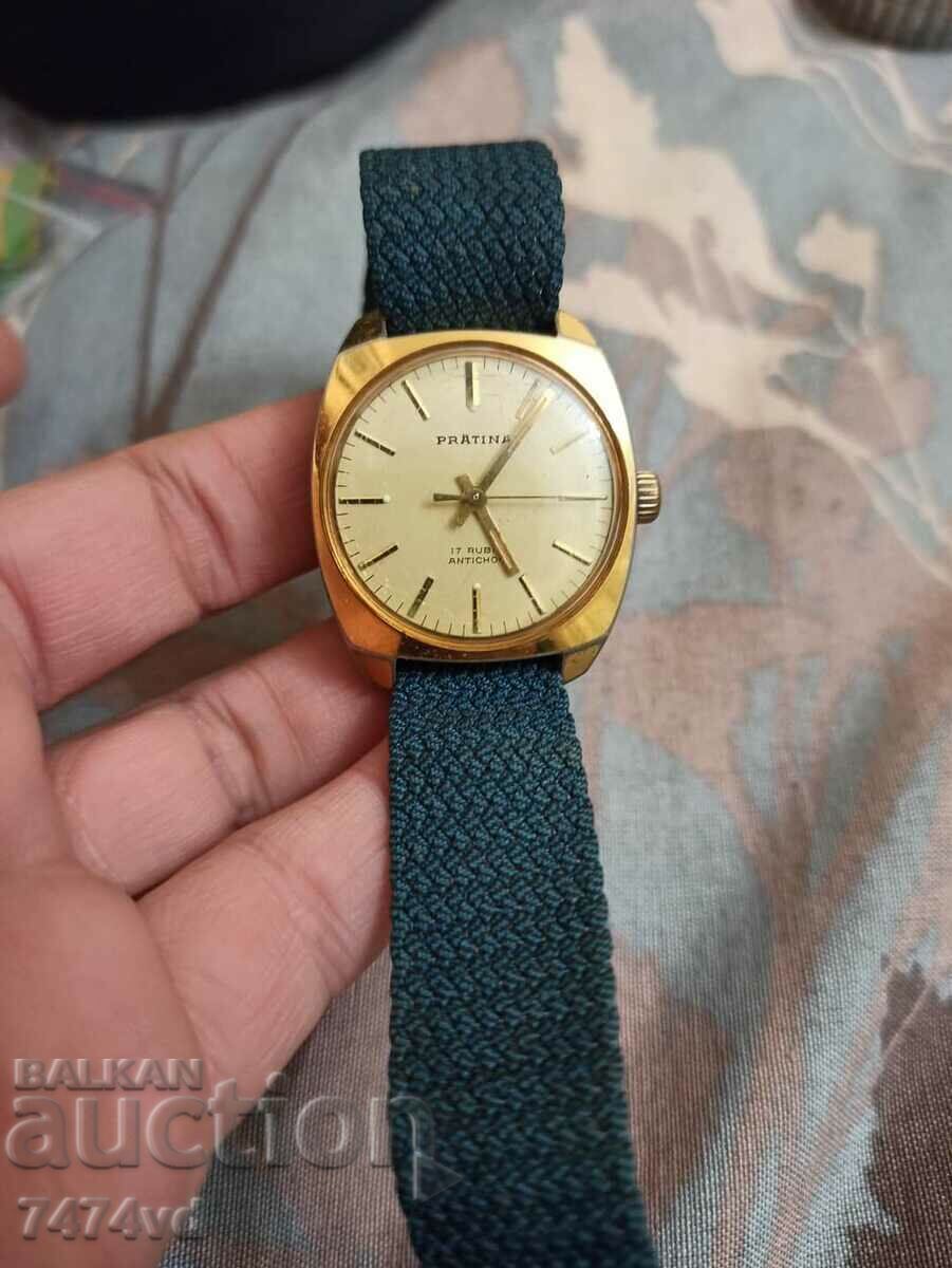 Men's old gold-plated watch Pratina 17 stones gold-plated with price 100.00 BGN | € 51.13 Men's old gold-plated watch Pratina 17 stones gold-plated with price 100.00 BGN | € 51.13