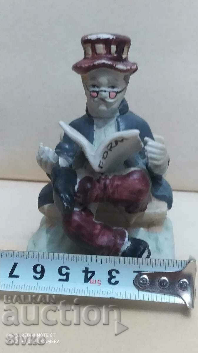 Auction Figure porcelain, reading man, mark Auction Figure porcelain, reading man, mark