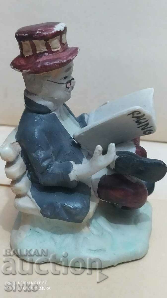 Figure porcelain, reading man, mark - 5 Figure porcelain, reading man, mark - 5