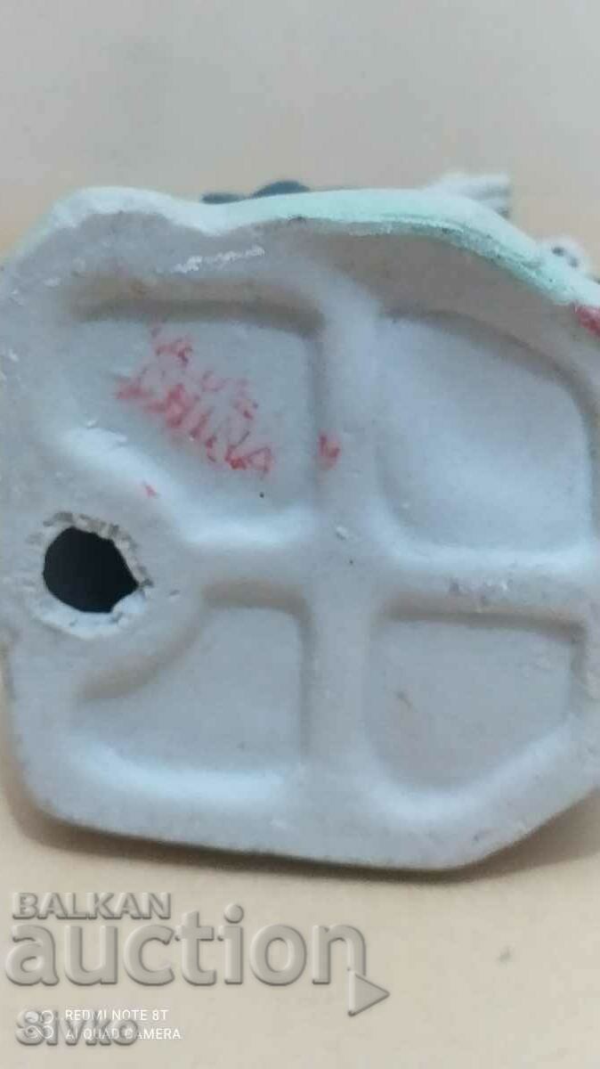 Figure porcelain, reading man, mark - 7 Figure porcelain, reading man, mark - 7