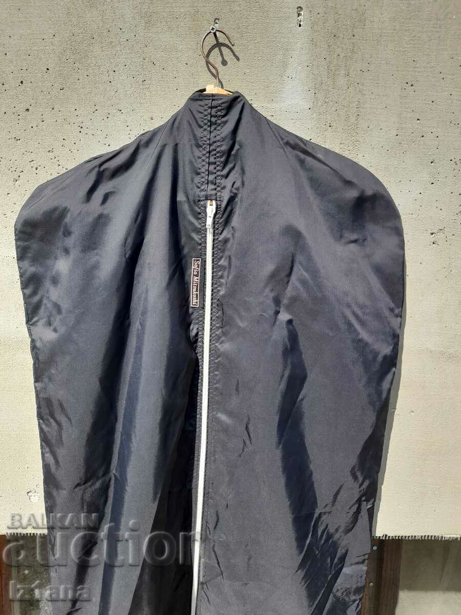 Sofia Mitsukoshi old clothes cover with price 32.00 BGN | € 16.36 Sofia Mitsukoshi old clothes cover with price 32.00 BGN | € 16.36