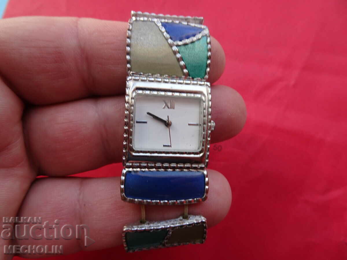 Auction QUARTZ WATCH 15 Auction QUARTZ WATCH 15