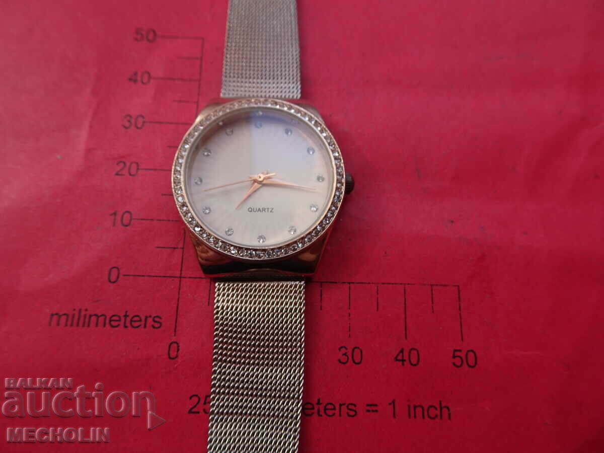 QUARTZ WATCH 16 with price 5.00 BGN | € 2.56 QUARTZ WATCH 16 with price 5.00 BGN | € 2.56