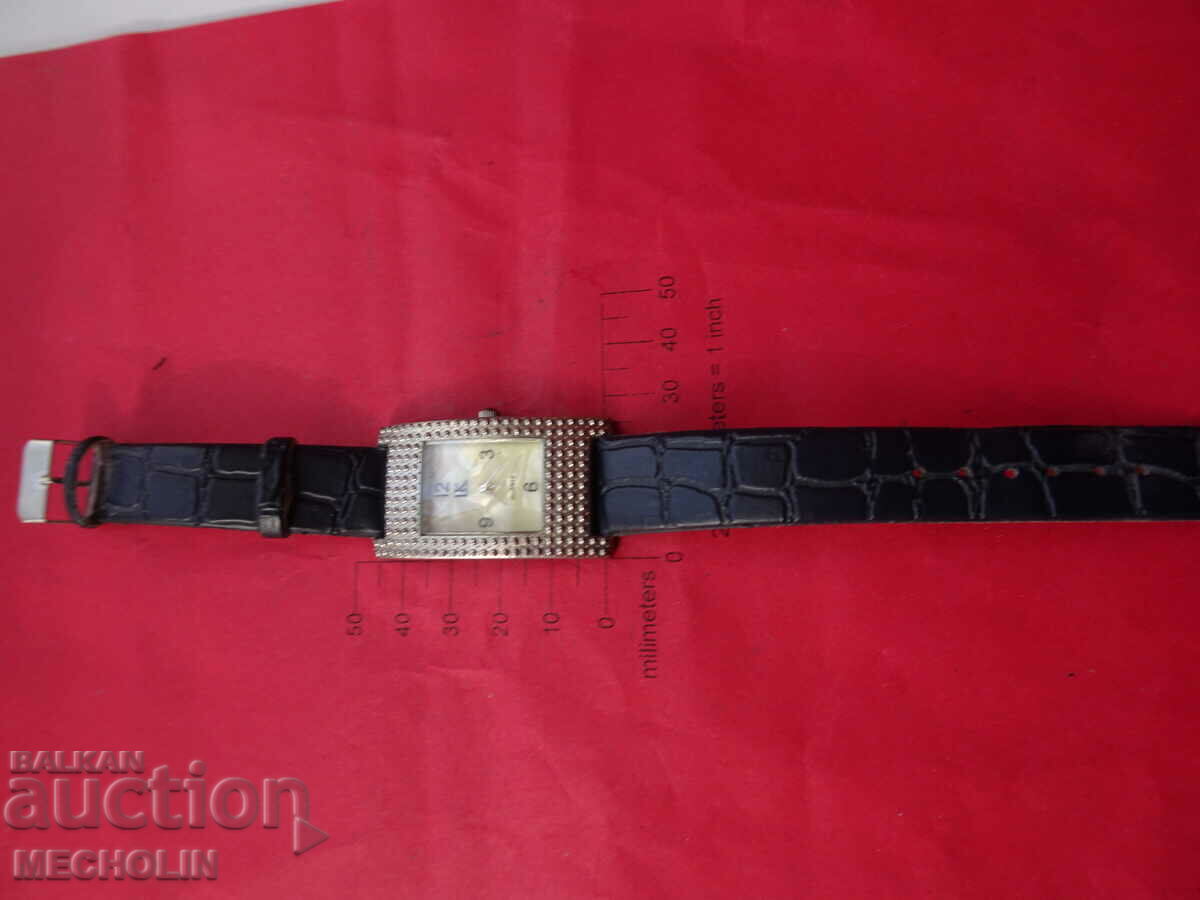 Auction QUARTZ WATCH 17 Auction QUARTZ WATCH 17