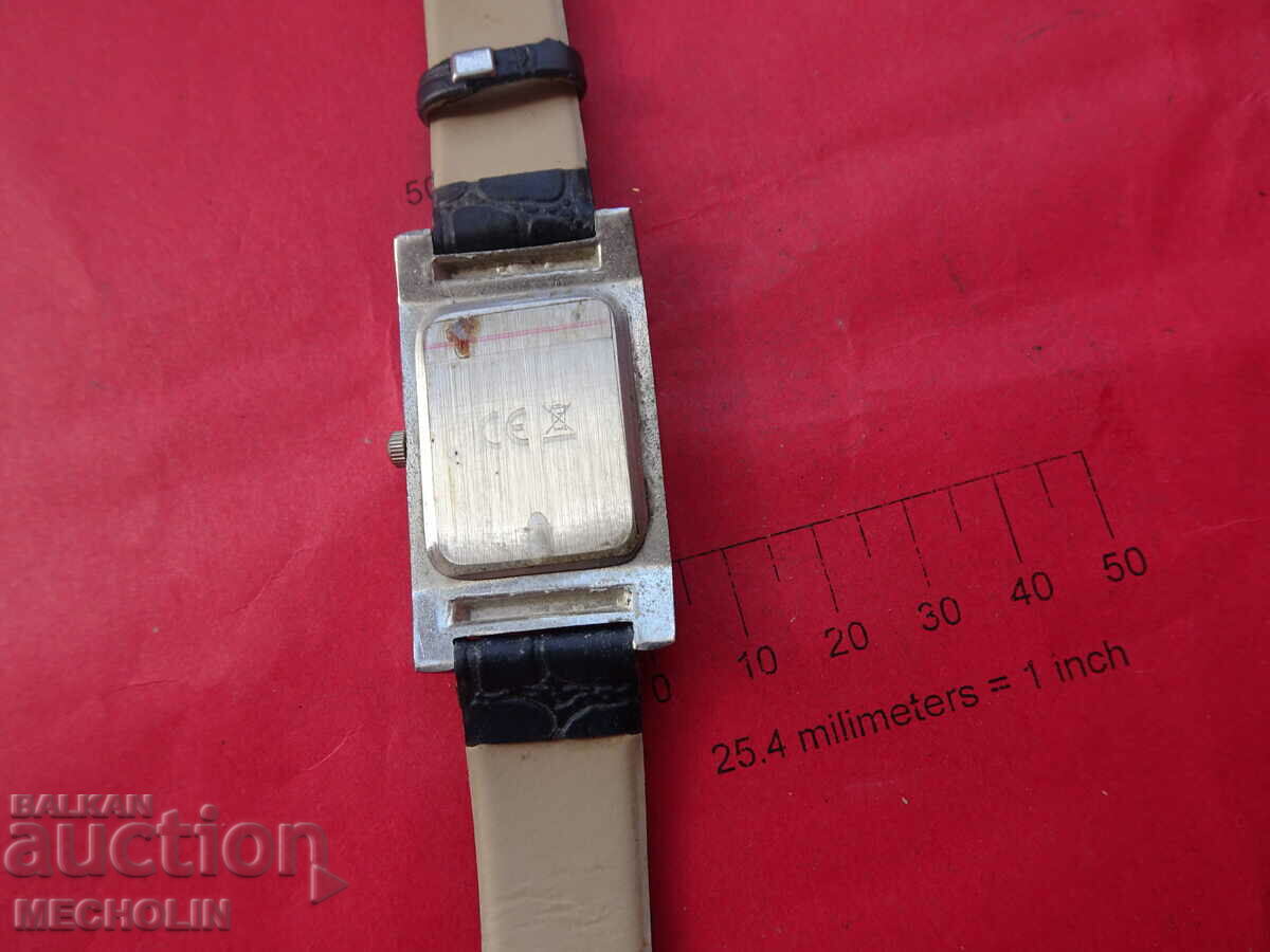 QUARTZ WATCH 17 - 6 QUARTZ WATCH 17 - 6