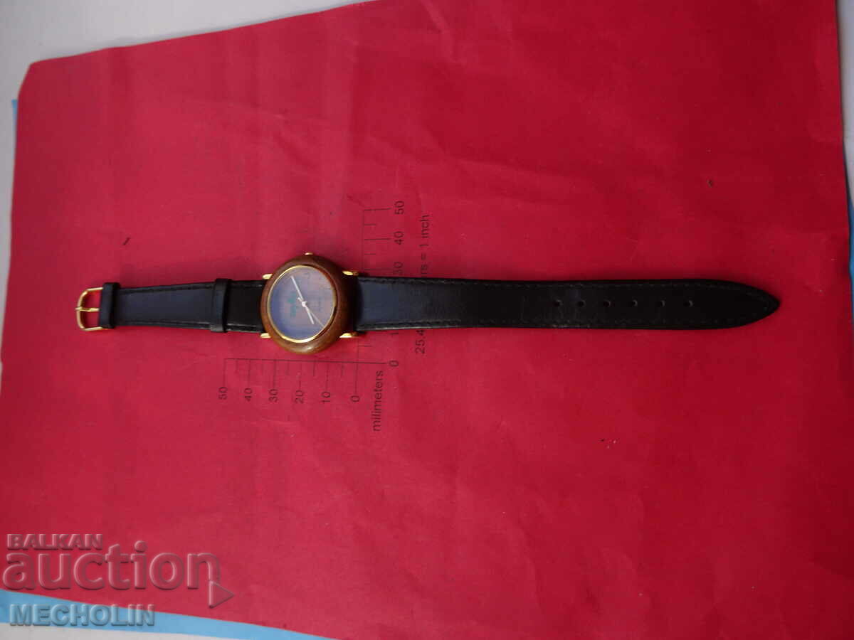 QUARTZ WATCH 18 with price 10.00 BGN | € 5.11 QUARTZ WATCH 18 with price 10.00 BGN | € 5.11