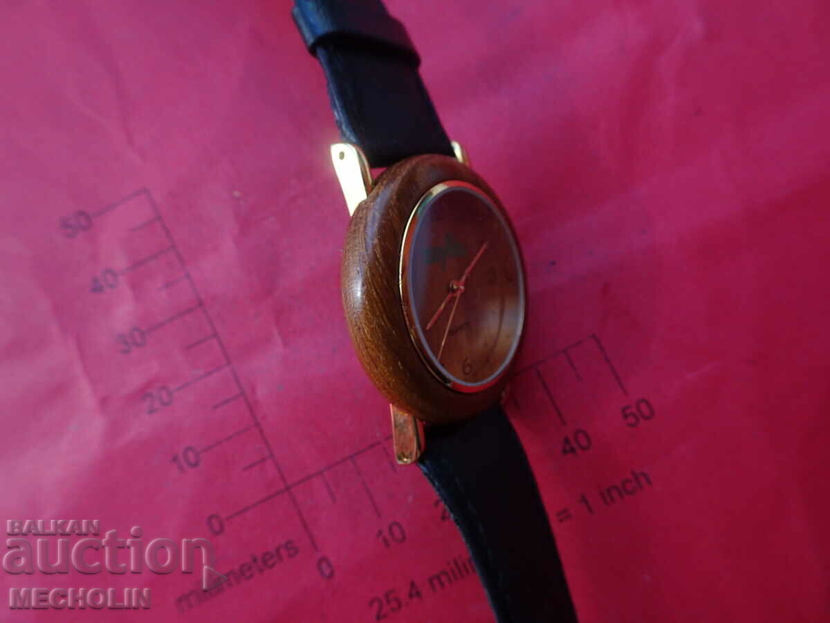 Auction QUARTZ WATCH 18 Auction QUARTZ WATCH 18