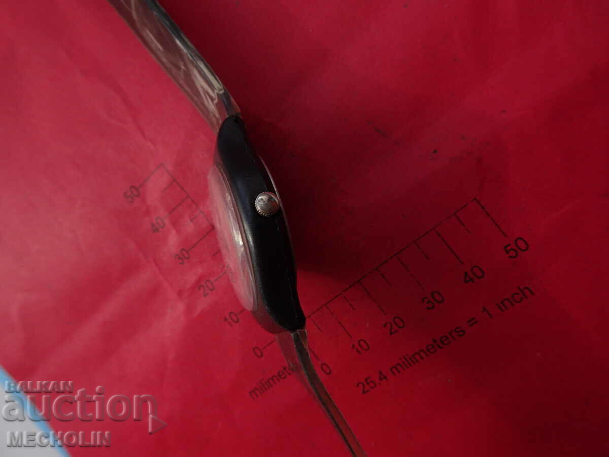 QUARTZ WATCH 19 with price 10.00 BGN | € 5.11 QUARTZ WATCH 19 with price 10.00 BGN | € 5.11