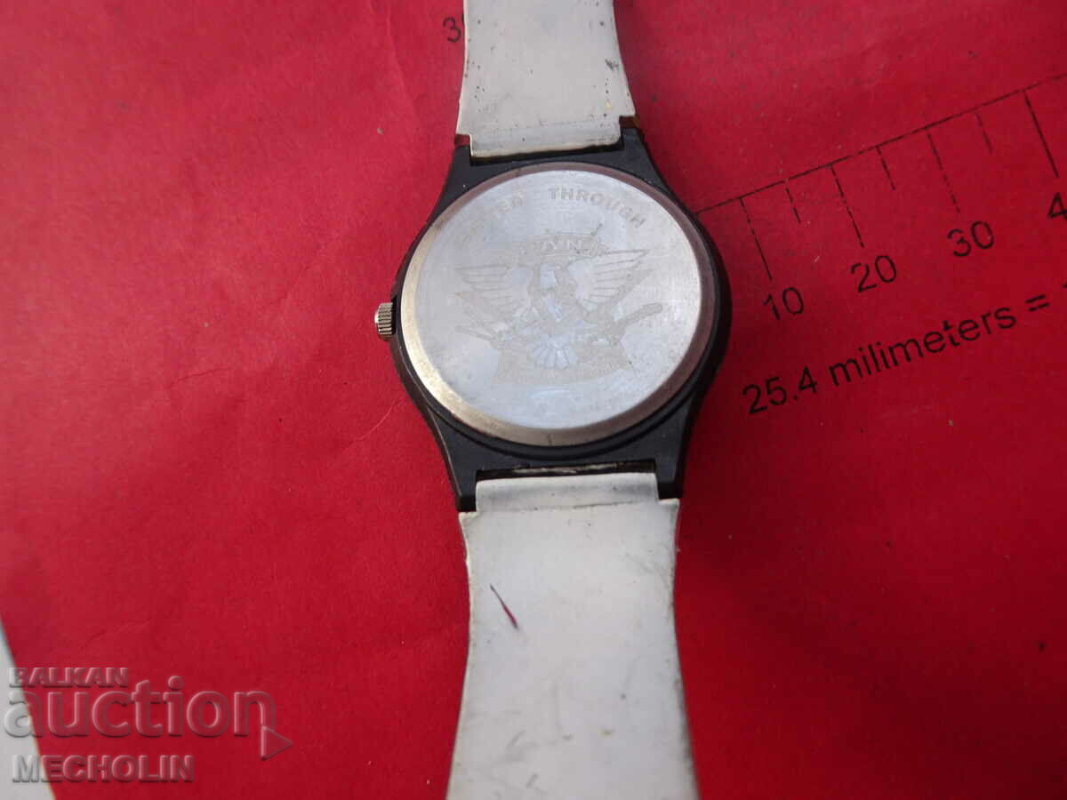 Auction QUARTZ WATCH 19 Auction QUARTZ WATCH 19