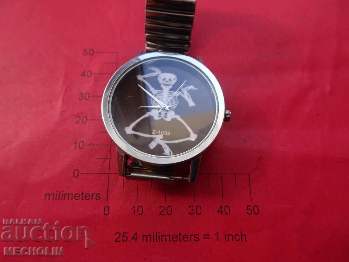 QUARTZ WATCH 21 - 6 QUARTZ WATCH 21 - 6