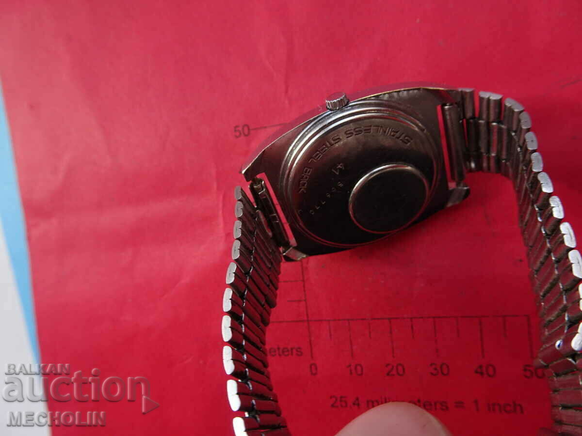 Auction  QUARTZ CLOCK GERMAN RUHLA