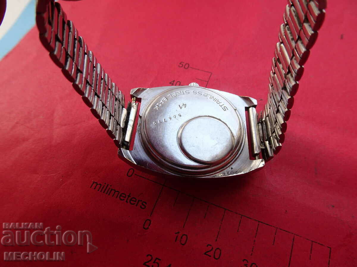 Delivery of QUARTZ CLOCK GERMAN RUHLA