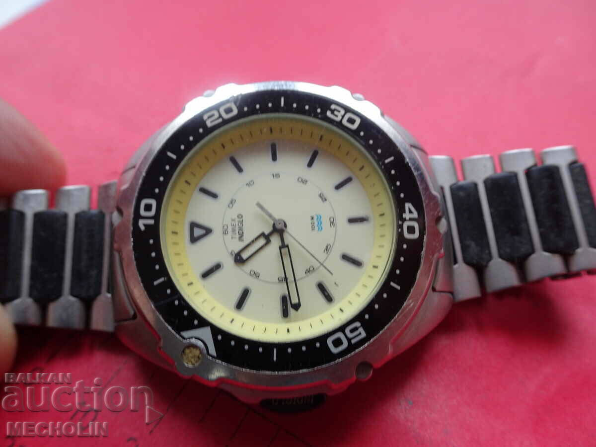 Auction TIMEX QUARTZ WATCH ENGLISH Auction TIMEX QUARTZ WATCH ENGLISH