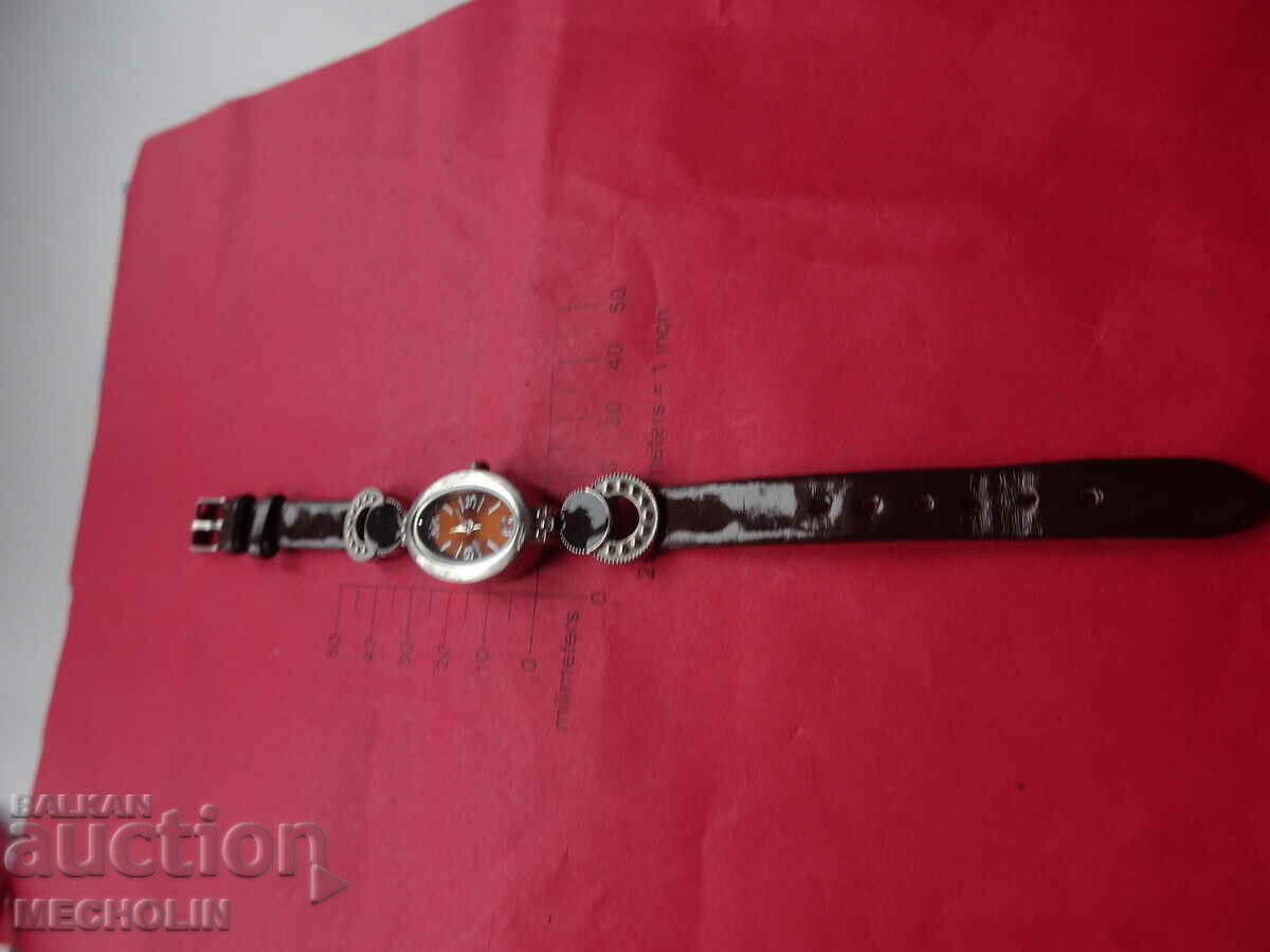 ΡΟΛΟΙ ΤΙΤΑΝΙΟΥ QUARTZ με τιμή 5.00 BGN | € 2.56 ΡΟΛΟΙ ΤΙΤΑΝΙΟΥ QUARTZ με τιμή 5.00 BGN | € 2.56