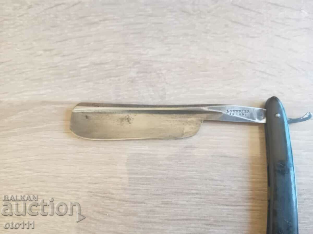 Licitație UN BĂRIERIT VECHI Licitație UN BĂRIERIT VECHI