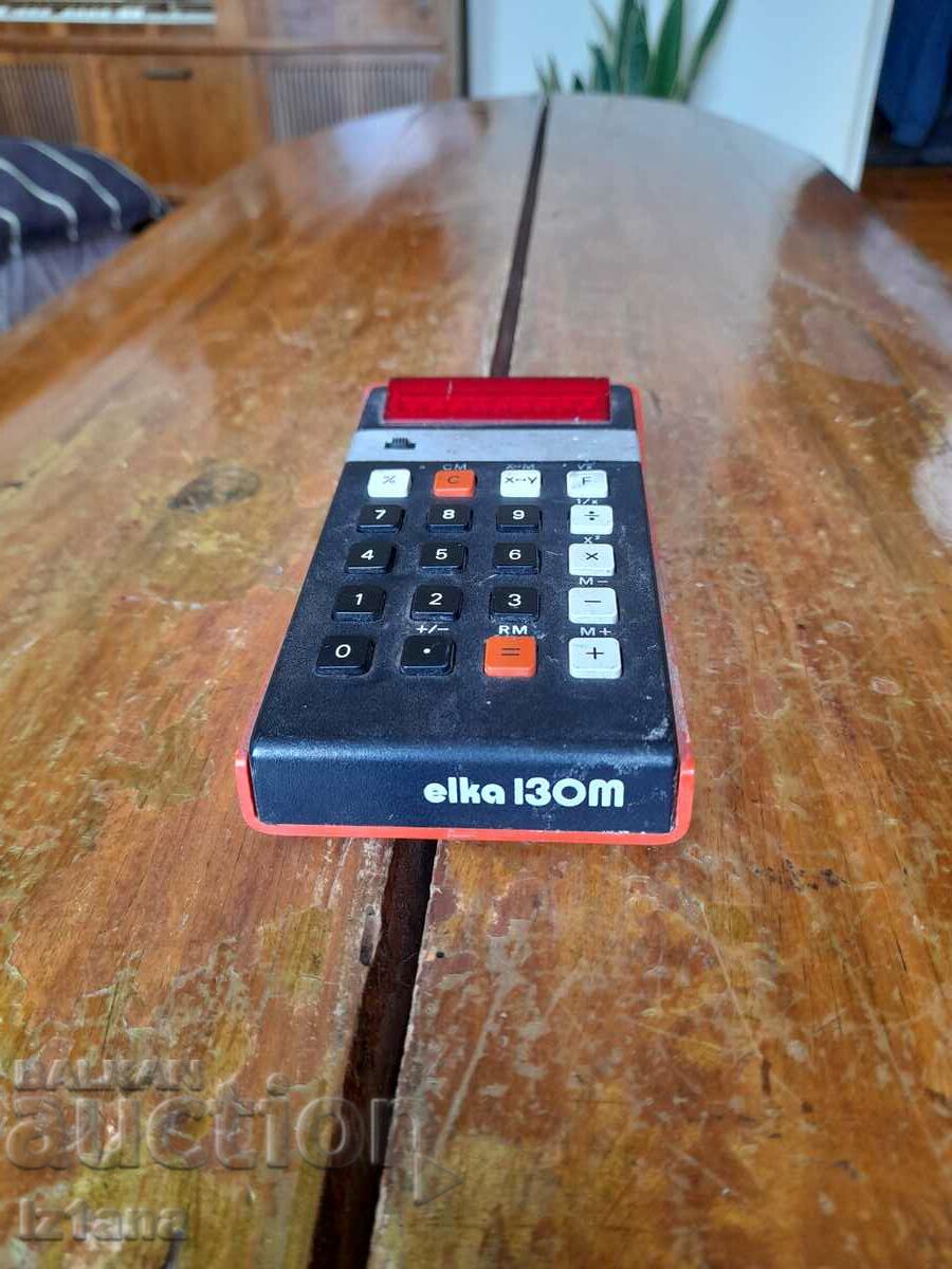 Стар калкулатор Елка 130М