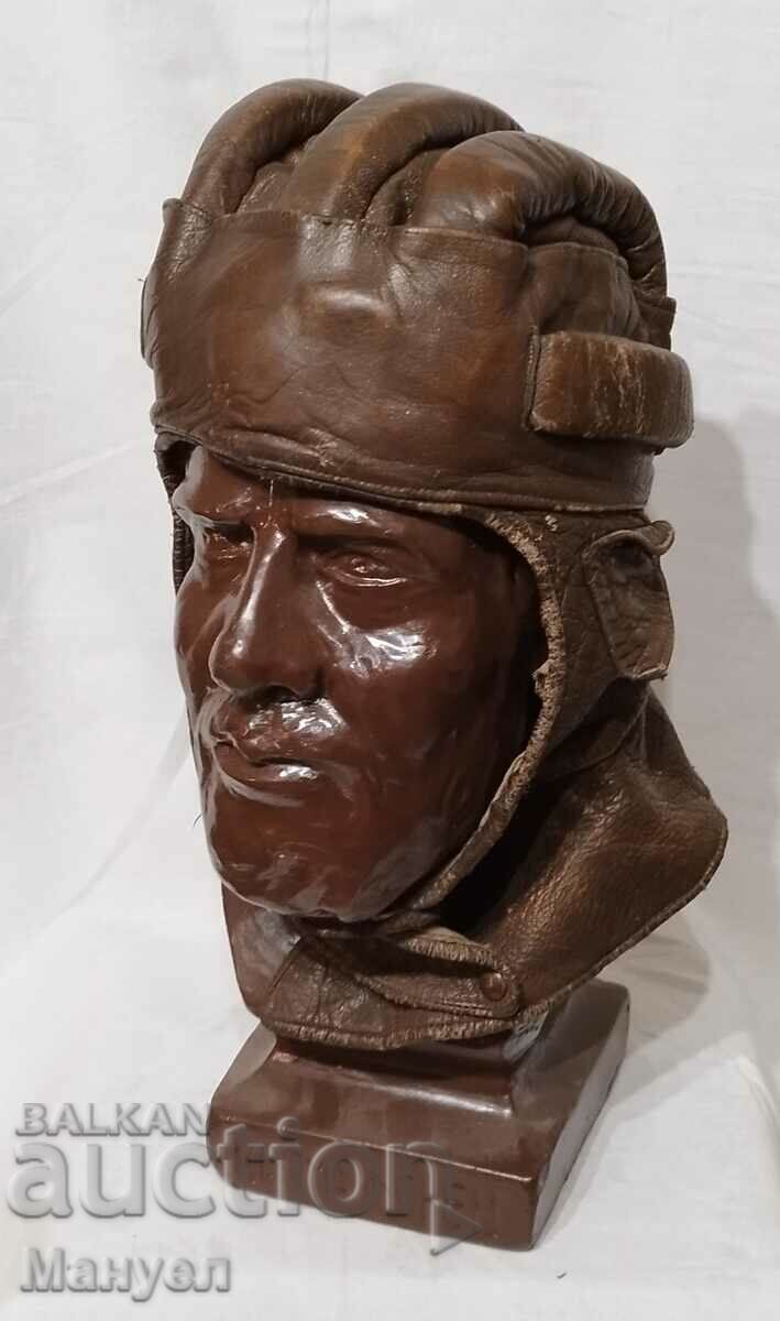 Licitație Casca veche din piele. Licitație Casca veche din piele.