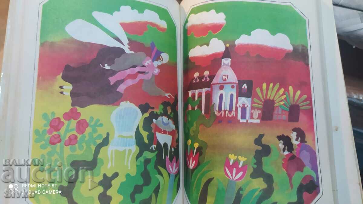 Auction Tales, Etta Hoffman, many illustrations Auction Tales, Etta Hoffman, many illustrations