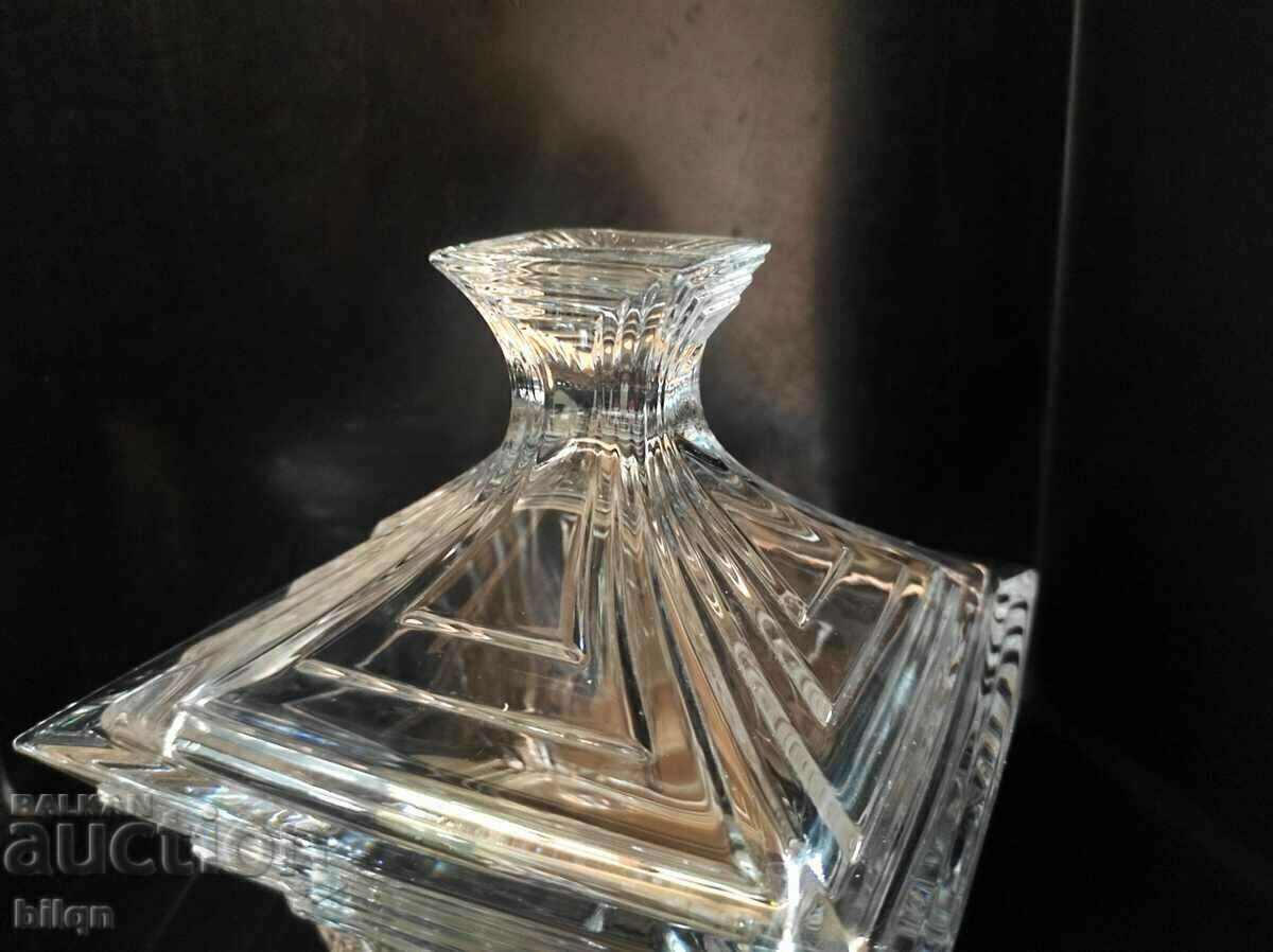 Wonderful Crystal Bonbonniere with price 29.98 BGN | € 15.33 Wonderful Crystal Bonbonniere with price 29.98 BGN | € 15.33