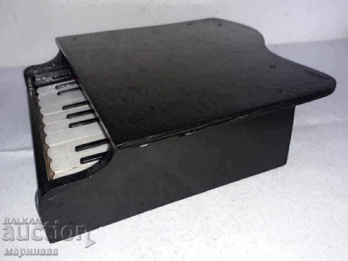 Παράδοση ΠΑΛΙΟ ΠΑΙΔΙΚΟ ΠΙΑΝΟ Παράδοση ΠΑΛΙΟ ΠΑΙΔΙΚΟ ΠΙΑΝΟ