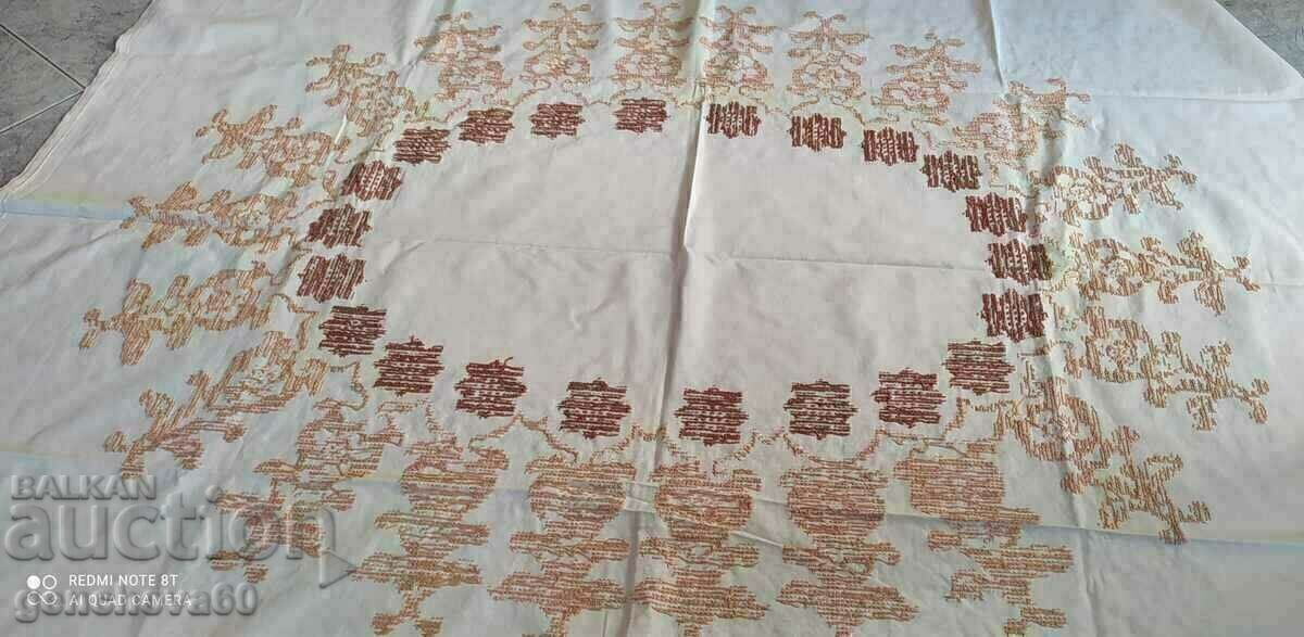 New tablecloth 130/158cm with hand embroidery - 6