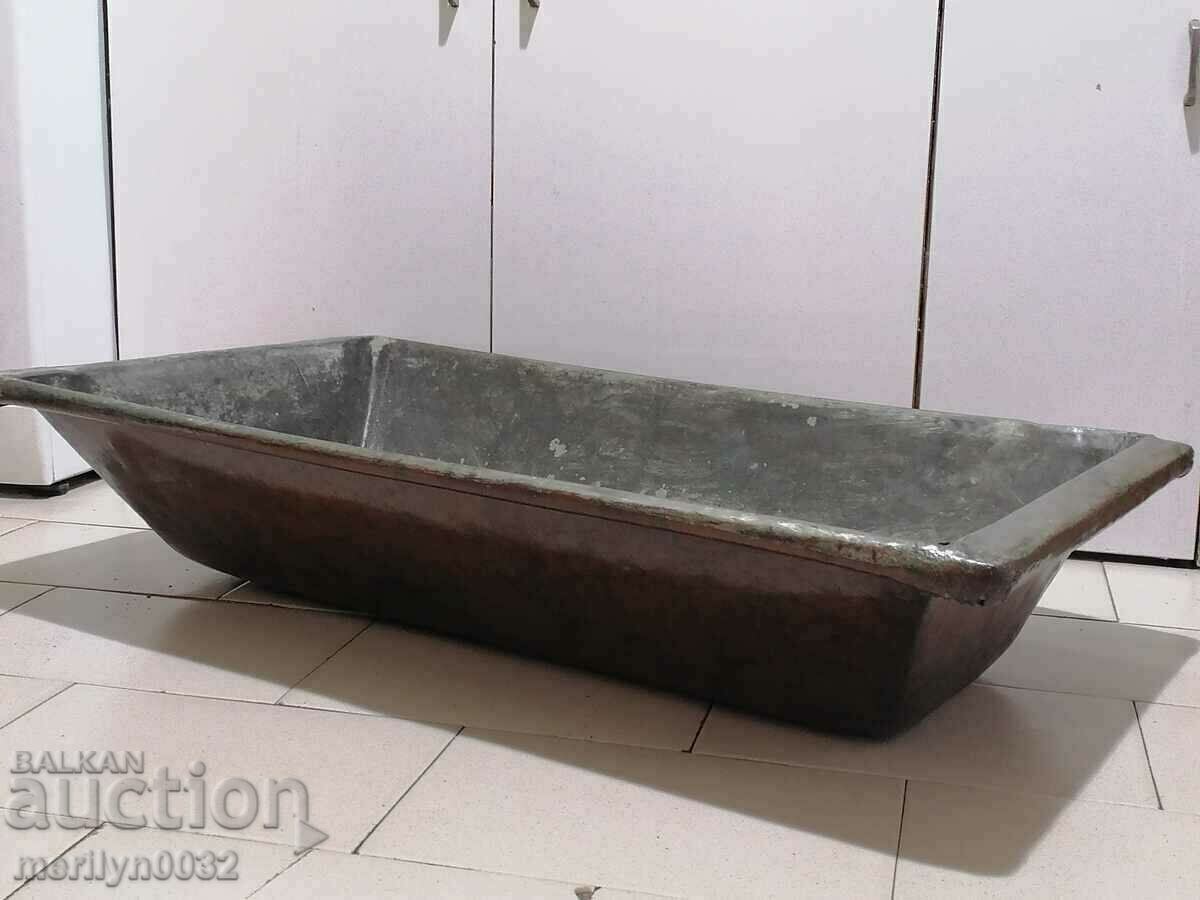 Delivery of Old copper trough household vessel basin copper Delivery of Old copper trough household vessel basin copper