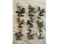 Old GDR rubber Indian figures 70-80s