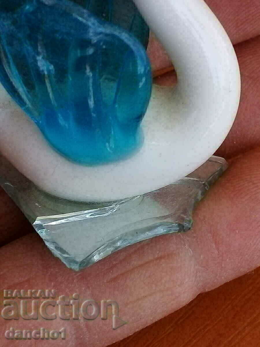 Παράδοση Γυάλινη πάπια Παράδοση Γυάλινη πάπια