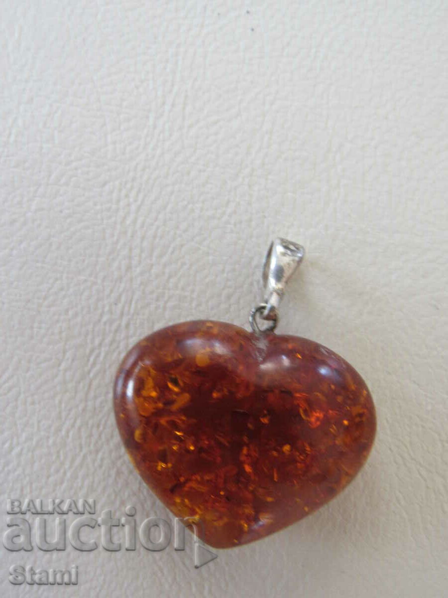 Necklace - heart of premium Baltic amber with price 35.00 BGN | € 17.90 Necklace - heart of premium Baltic amber with price 35.00 BGN | € 17.90