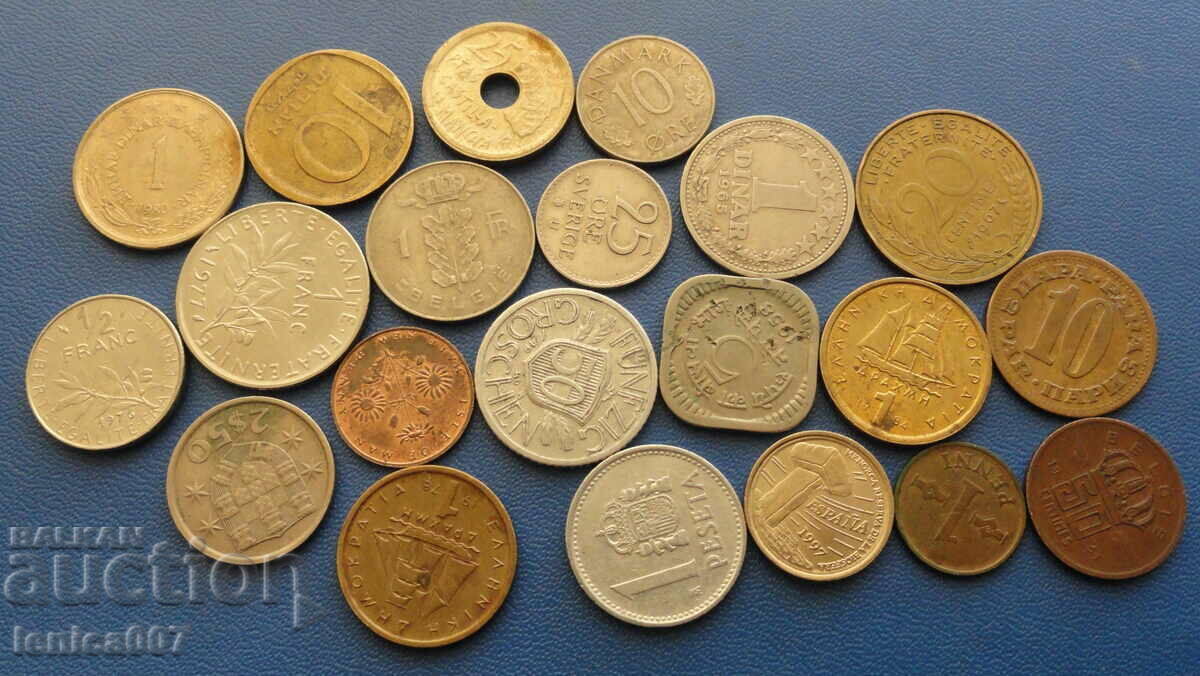 Monede (21 bucăți) cu preț € 3.30 | 6.45 BGN Monede (21 bucăți) cu preț € 3.30 | 6.45 BGN