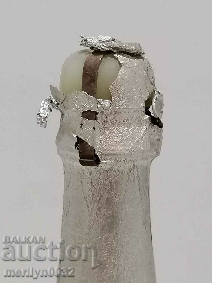 Champagne bottle Iskra wine vintage 1985 UNPRINTED - 6 Champagne bottle Iskra wine vintage 1985 UNPRINTED - 6