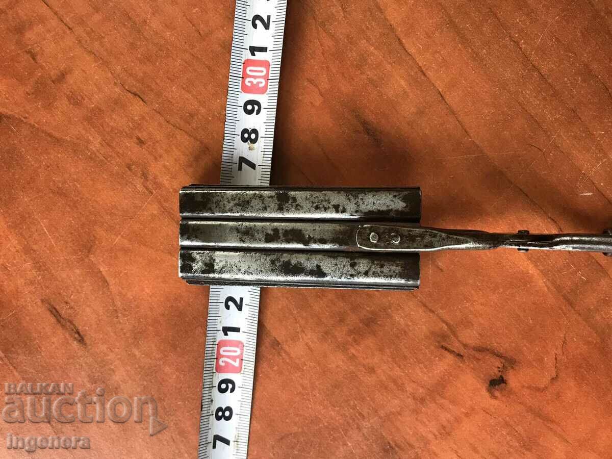 Auction HAIR ROLLER OLD TOOL RETRO Auction HAIR ROLLER OLD TOOL RETRO