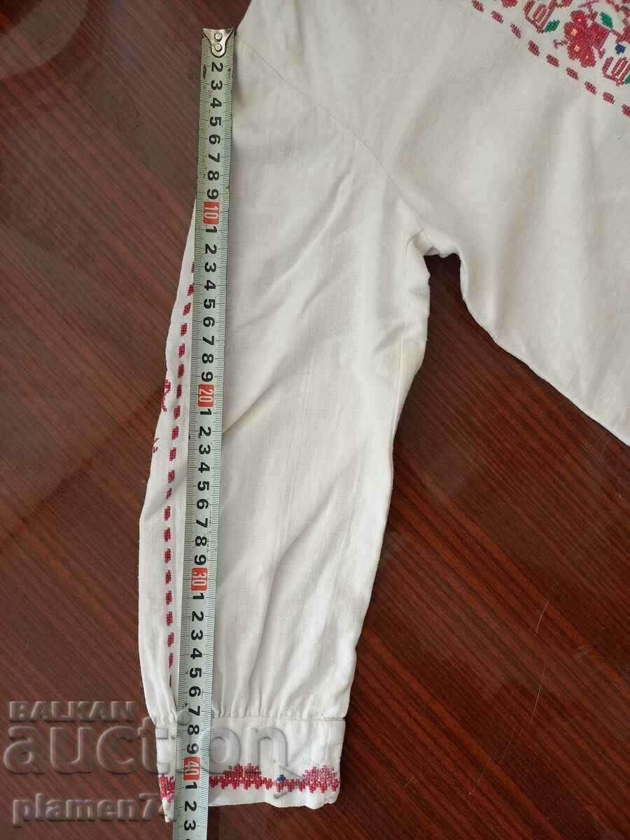 Children's revival shirt with price 73.00 BGN | € 37.32 Children's revival shirt with price 73.00 BGN | € 37.32