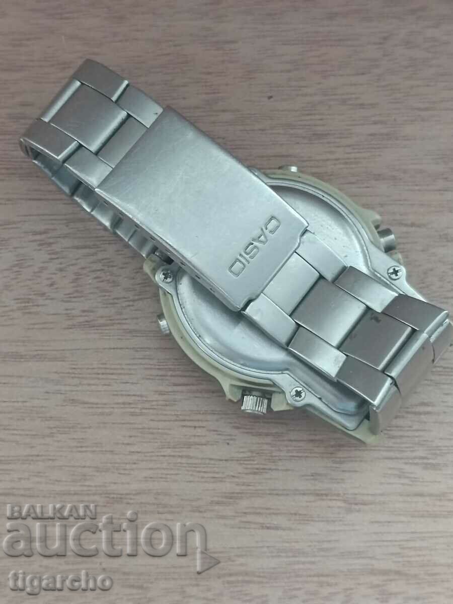 Auction  CASIO watch