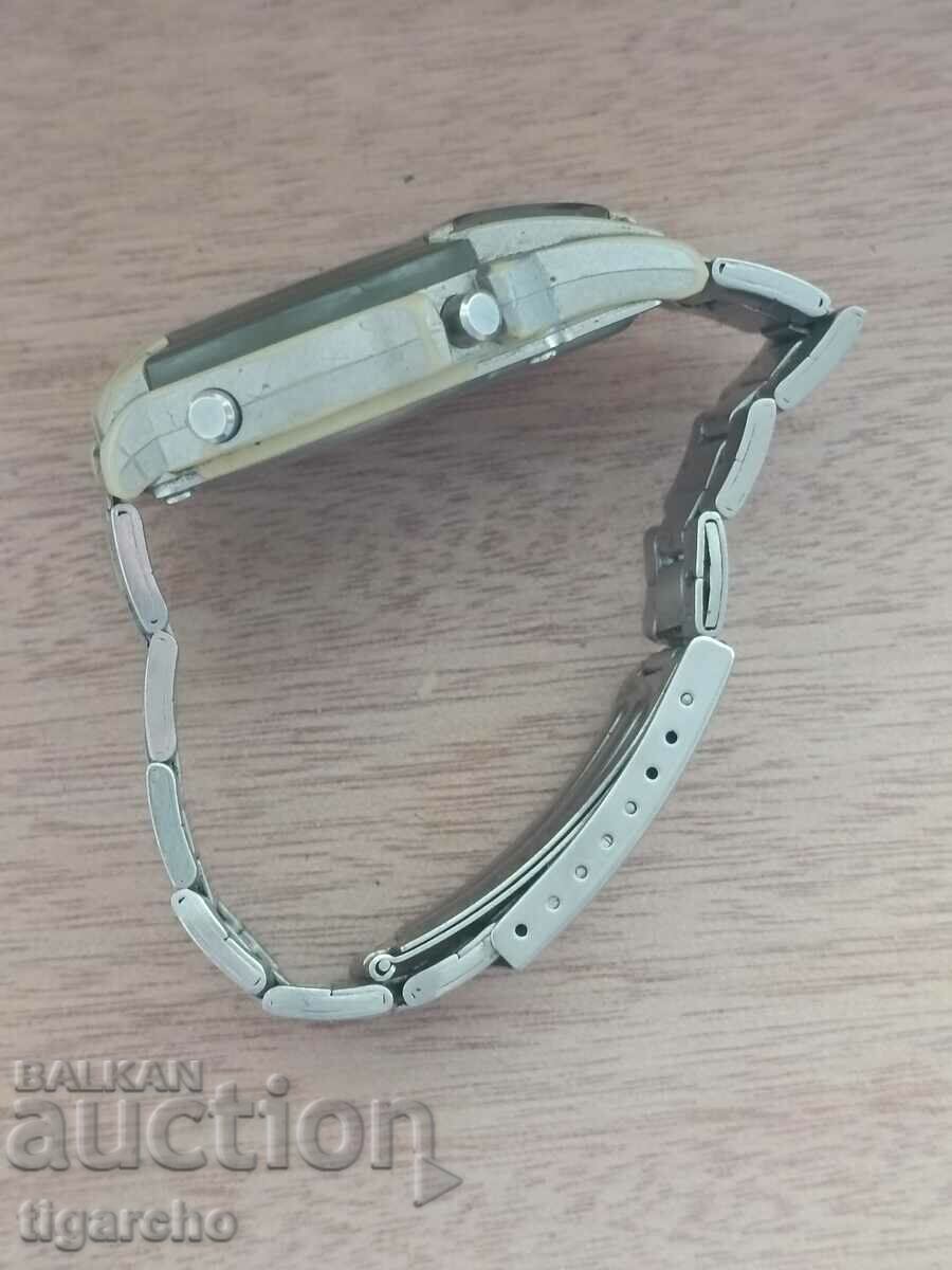 Delivery of CASIO watch