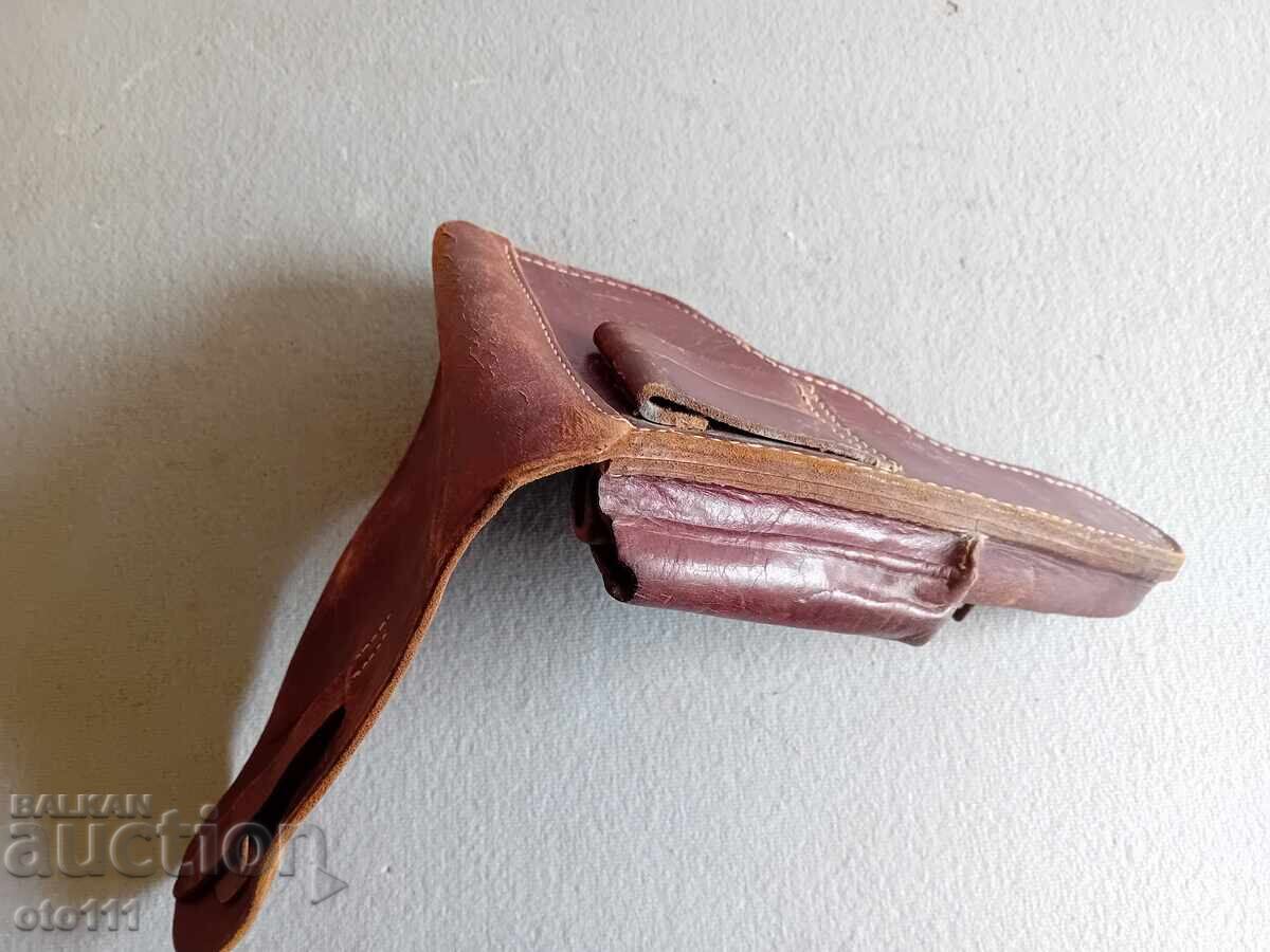 Delivery of WALTER HOLSTER Delivery of WALTER HOLSTER