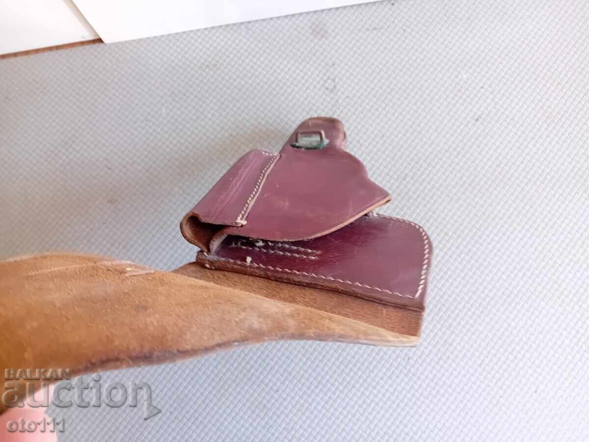 Livrarea WALTER HOLSTER