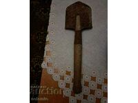 Soldier's Shovel