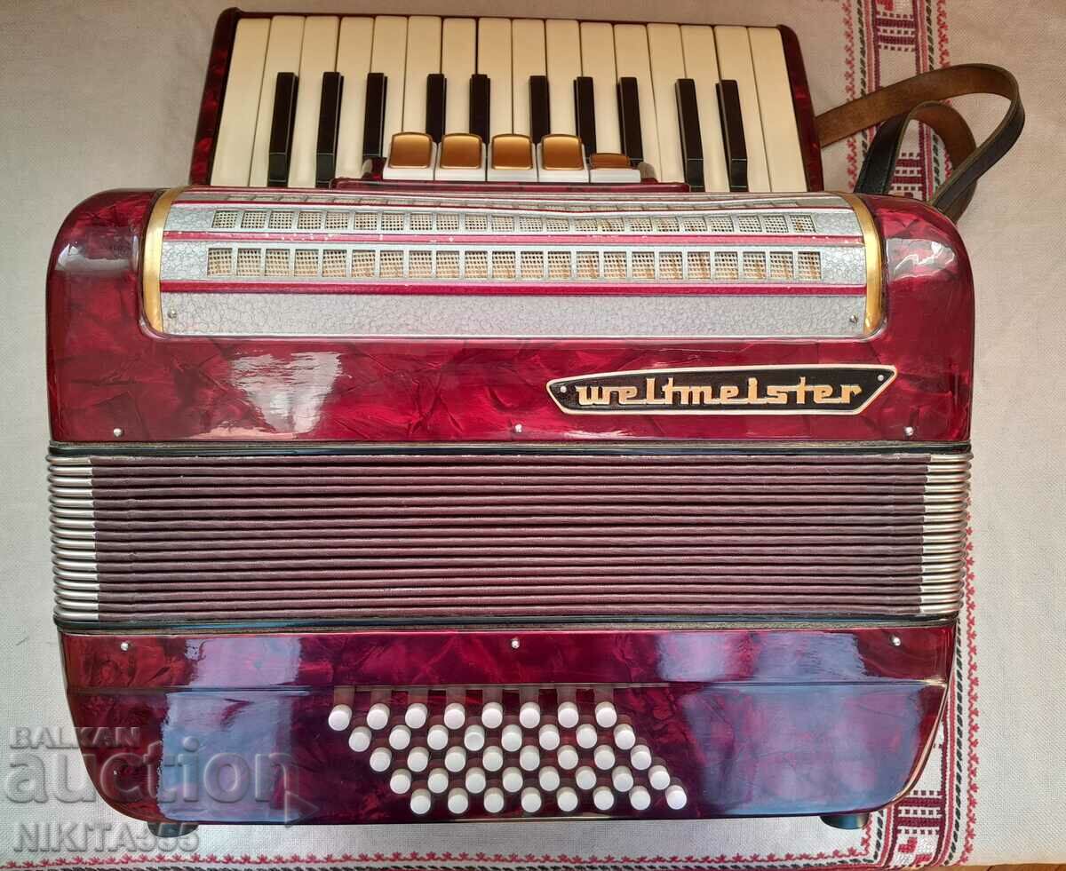 Weltmeister 40 bass accordion with case and key with price 300.00 BGN | € 153.39