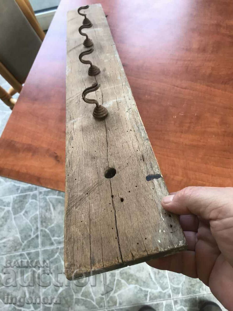 Auction  HANGER WOODEN WALL HANGER