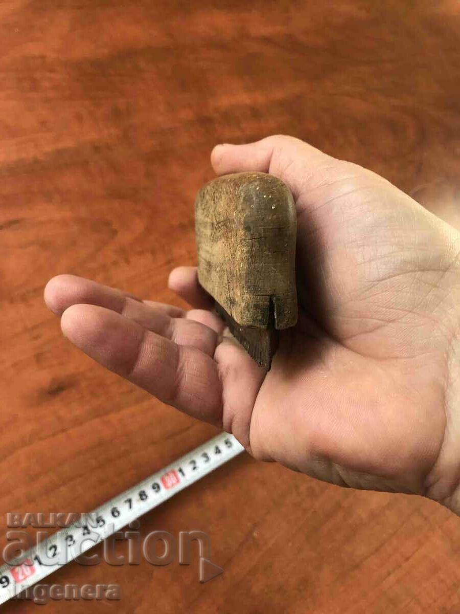 Delivery of HORSE COMB HORSE OLD TOOL Delivery of HORSE COMB HORSE OLD TOOL