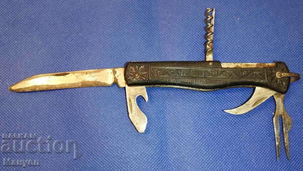 Old knife USSR. with price 29.90 BGN | € 15.29