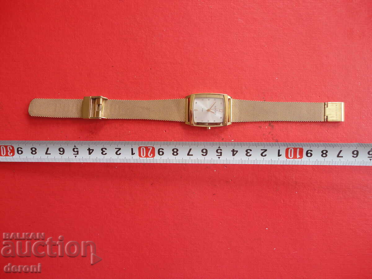 Auction Danish Skagen Gold Plated Ladies Watch Auction Danish Skagen Gold Plated Ladies Watch